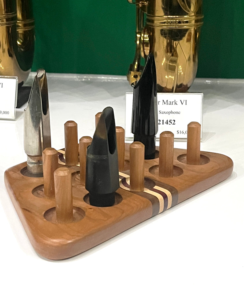 JB saxophone mouthpiece stand large