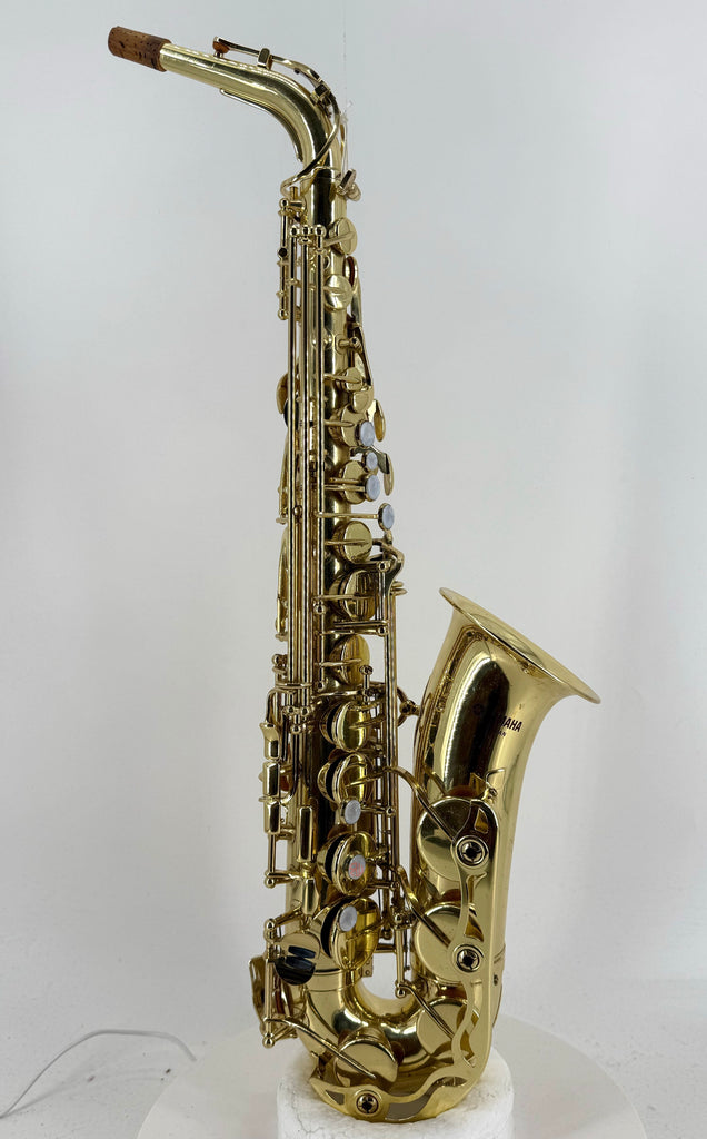 YAS 52 Purple Logo Alto Saxophone Ser# 0041XXA – Roberto's Winds