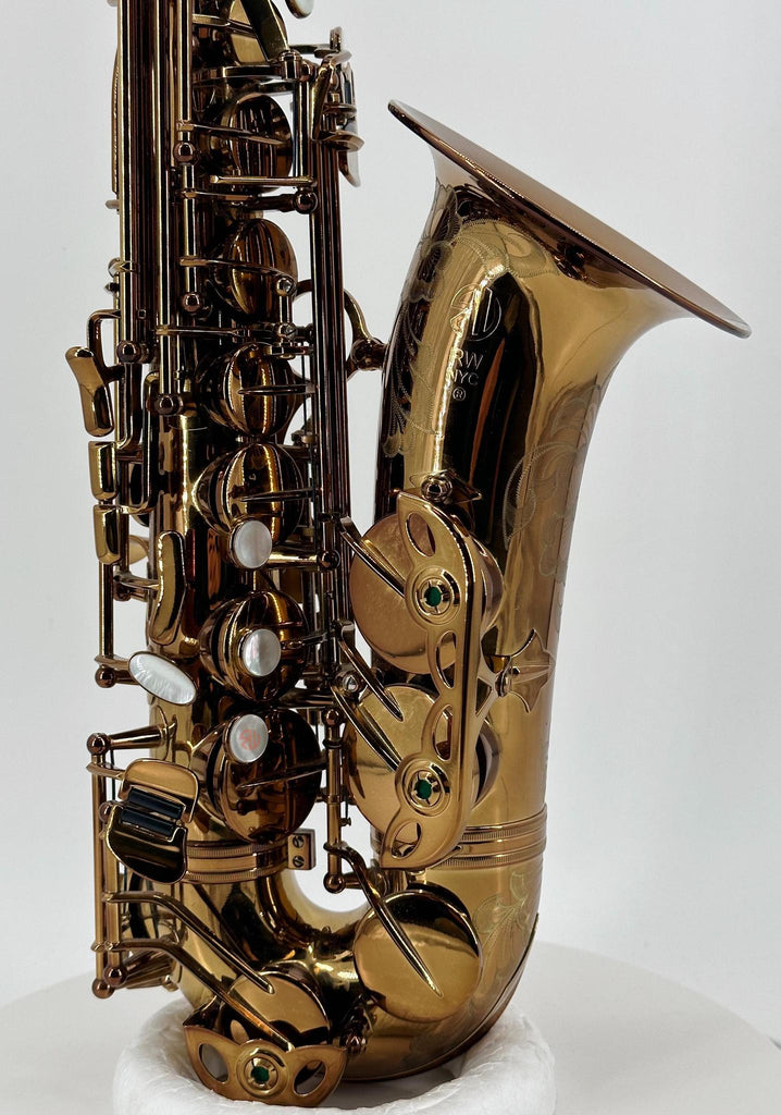 Roberto's Winds Alto Saxophone Ser# 95,XXX MB